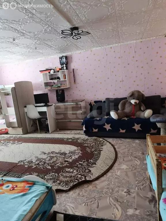 Дом в Туринск, улица Физкультурников (90 м) - Фото 1