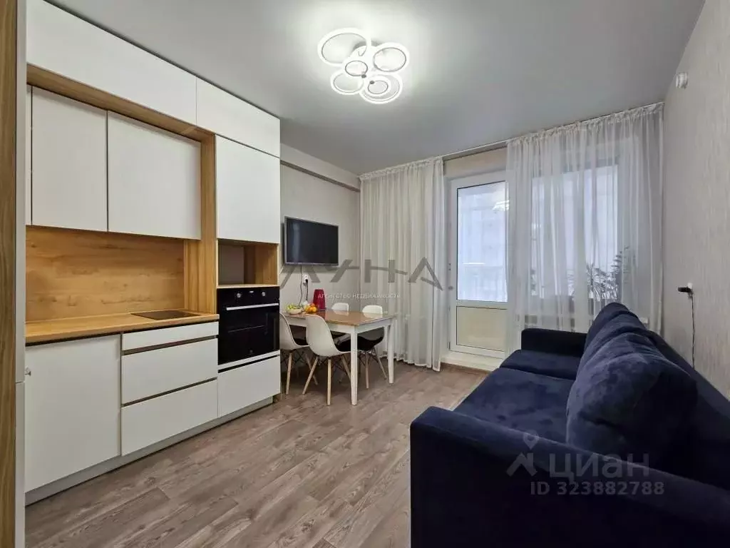 2-к кв. Татарстан, Набережные Челны просп. Раиса Беляева, 42 (46.1 м) - Фото 1