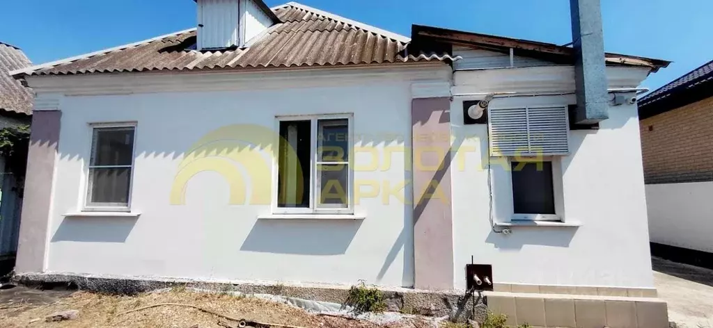 Дом в Краснодарский край, Крымск ул. 3-го Интернационала (62 м) - Фото 0