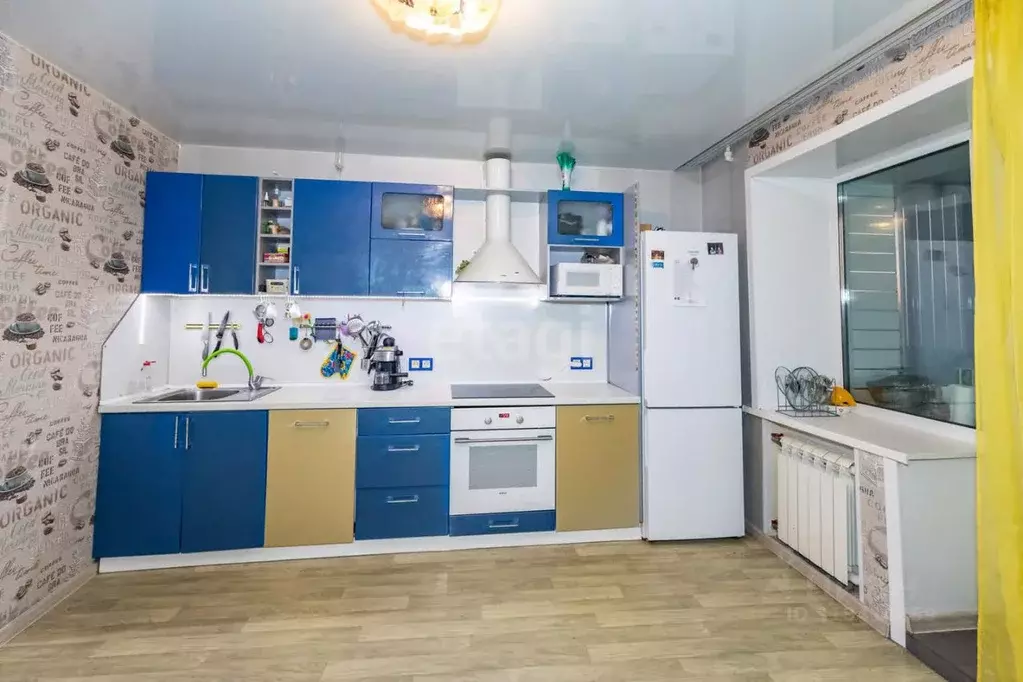 3-к кв. Амурская область, Благовещенск ул. Строителей, 68 (105.3 м) - Фото 0