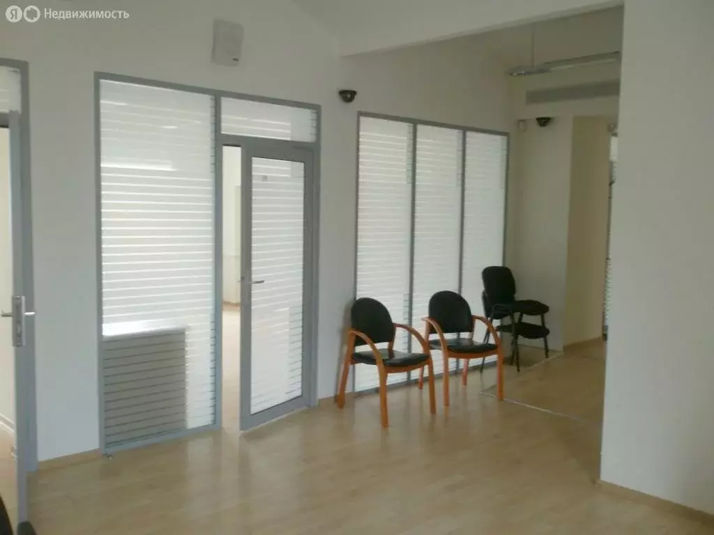 Офис (70 м) - Фото 1