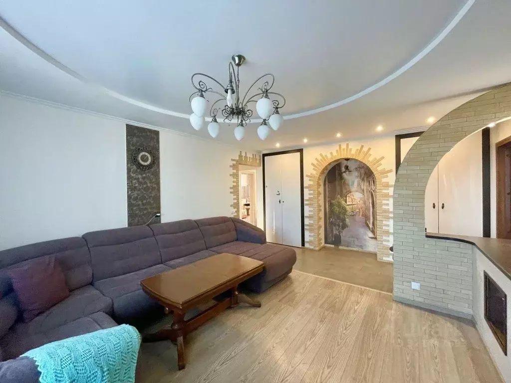 4-к кв. Свердловская область, Первоуральск Советская ул., 12А (113.0 ... - Фото 0