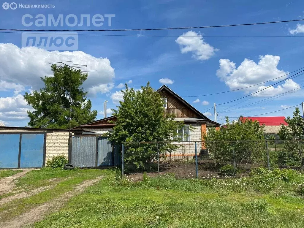Дом в посёлок Саракташ, Комсомольская улица, 123 (96.8 м) - Фото 0