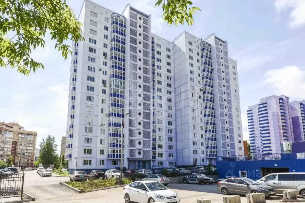 2-к кв. Пермский край, Пермь ул. Макаренко, 12А (59.6 м) - Фото 1