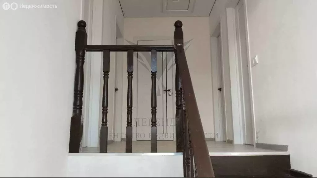 Дом в село Усады, коттеджный посёлок Удачный, Солнечная улица (180 м) - Фото 2