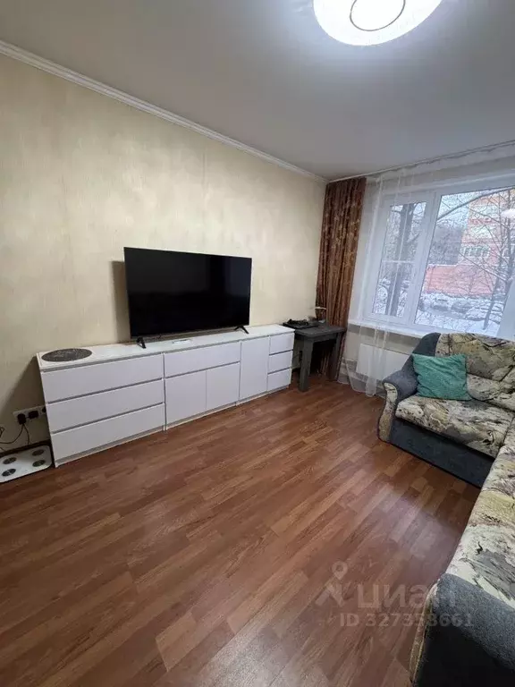 3-к кв. Москва ул. Генерала Антонова, 10 (65.0 м) - Фото 1