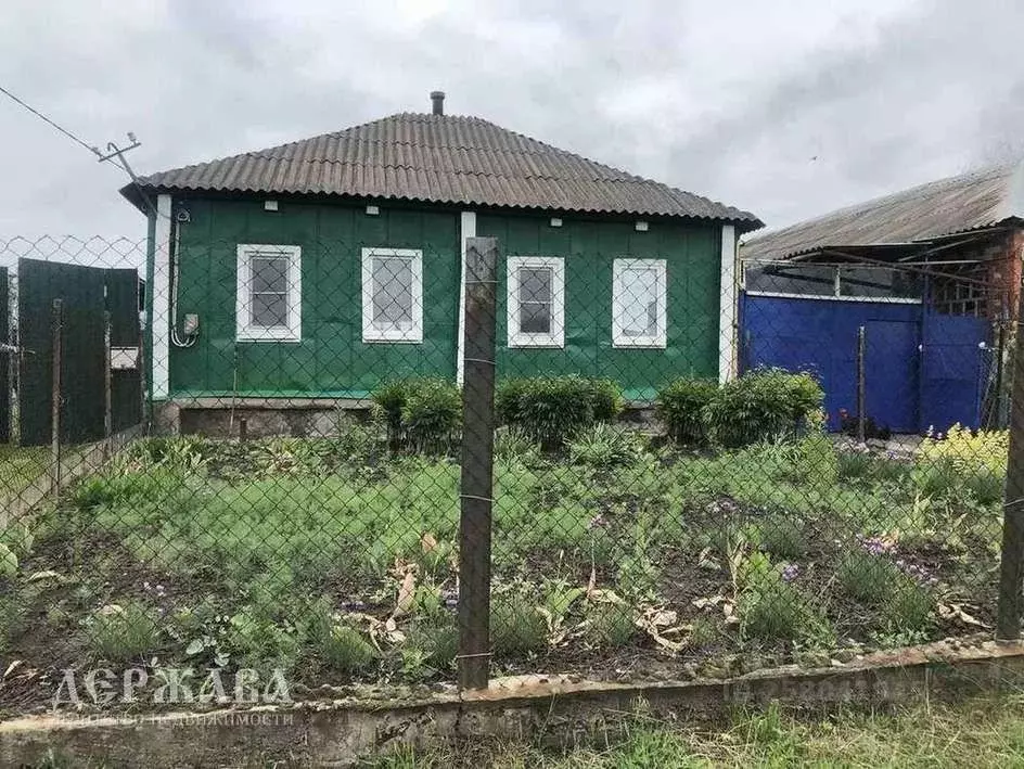 Дом в Белгородская область, Старооскольский городской округ, с. ... - Фото 1