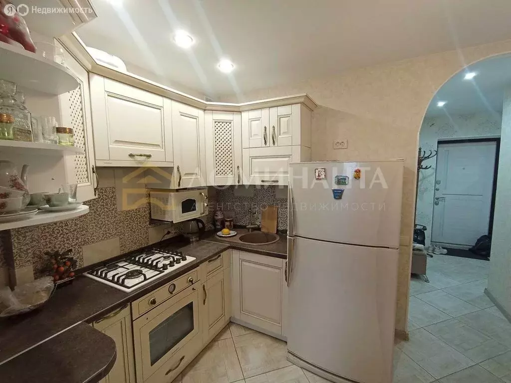 2-комнатная квартира: Смоленск, переулок Юннатов, 4 (65 м) - Фото 1