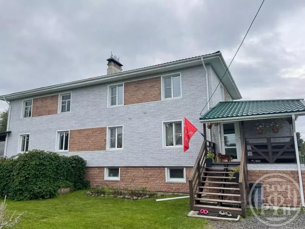 Дом в Ленинградская область, Гатчинский муниципальный округ, д. Изора ... - Фото 1