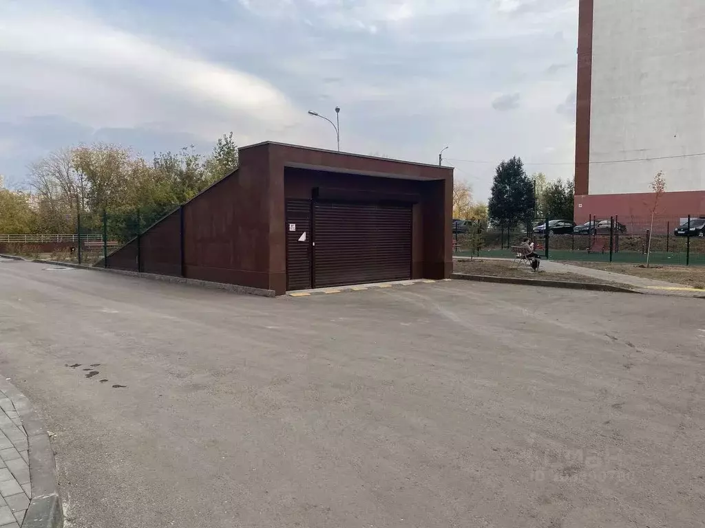 Гараж в Самарская область, Самара пос. Сухая Самарка, Ривер Хаус жилой ... - Фото 2