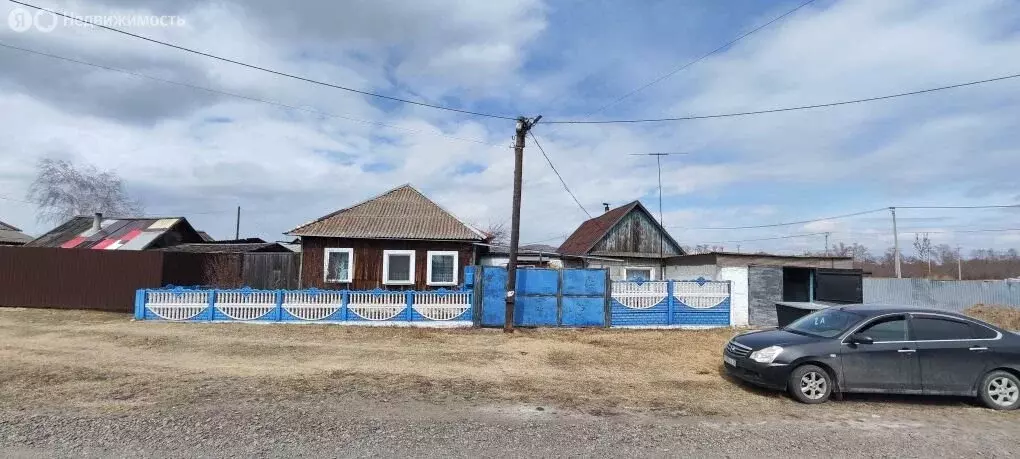 Дом в Республика Хакасия, рабочий посёлок Усть-Абакан, улица Чкалова, ... - Фото 1
