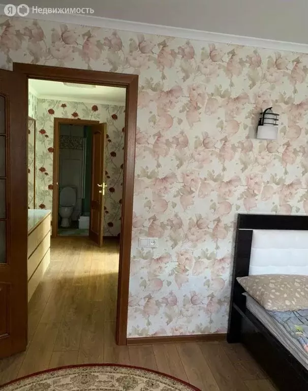 3-комнатная квартира: Каменск-Шахтинский, Народная улица, 46 (88 м) - Фото 1