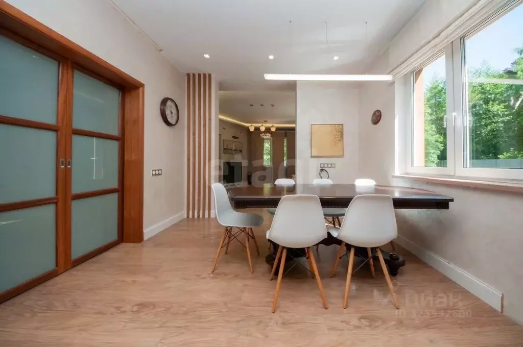 Дом в Санкт-Петербург, Санкт-Петербург, Петергоф ул. Средняя, 6 (225 ... - Фото 1