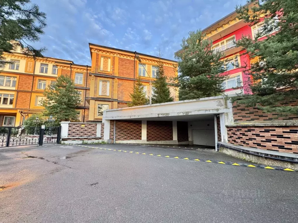 Гараж в Московская область, Одинцовский городской округ, д. Семенково, ... - Фото 1