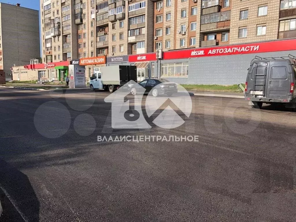 Продам торговое помещение, 70 м - Фото 1