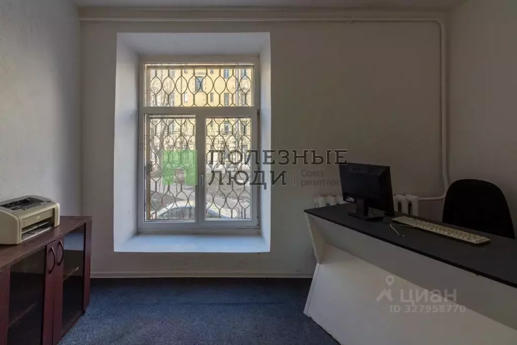 Помещение свободного назначения в Санкт-Петербург Каменноостровский ... - Фото 2