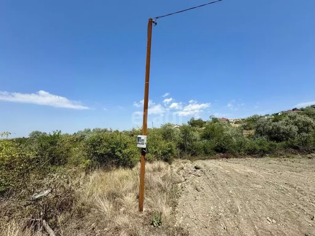 Участок в Крым, Феодосия городской округ, с. Солнечное ул. Дорожная ... - Фото 0