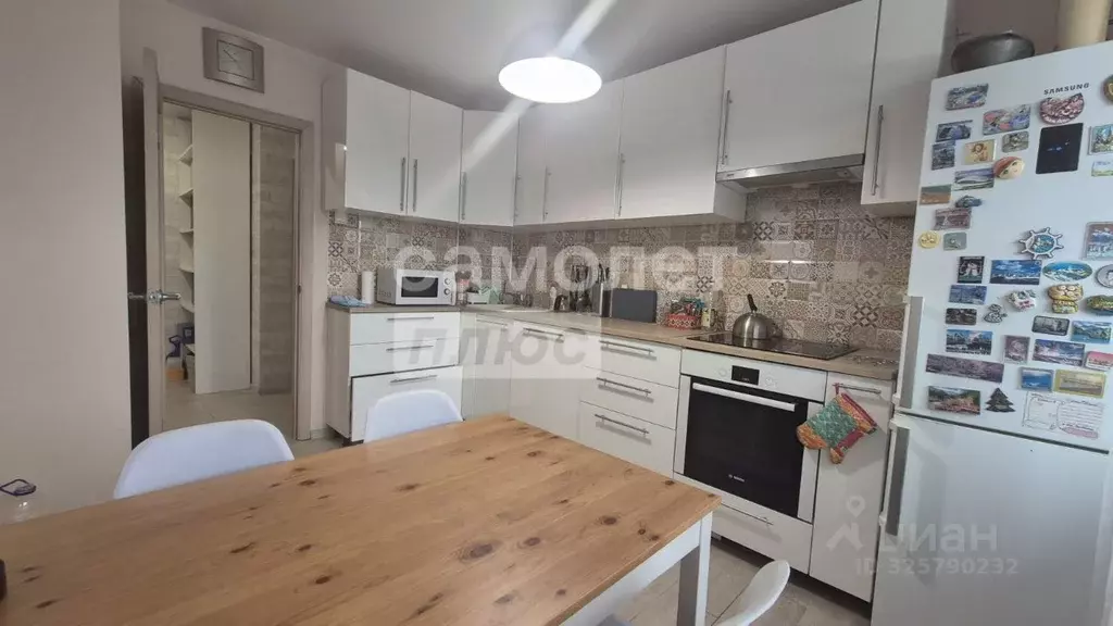 3-к кв. Московская область, Воскресенск Советская ул., 18а (77.1 м) - Фото 2