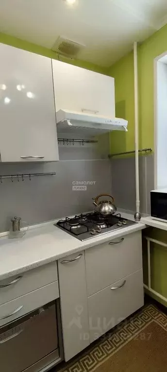 3-к кв. Тюменская область, Тюмень ул. Парфенова, 26 (56.3 м) - Фото 1