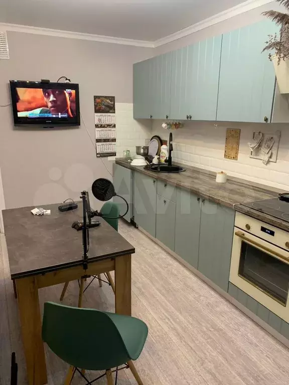 2-к. квартира, 60 м, 10/18 эт. - Фото 0