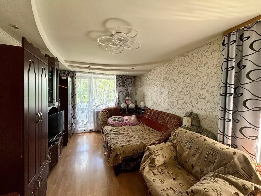 4-к кв. Вологодская область, Сокол Архангельская ул., 52 (70.0 м) - Фото 0