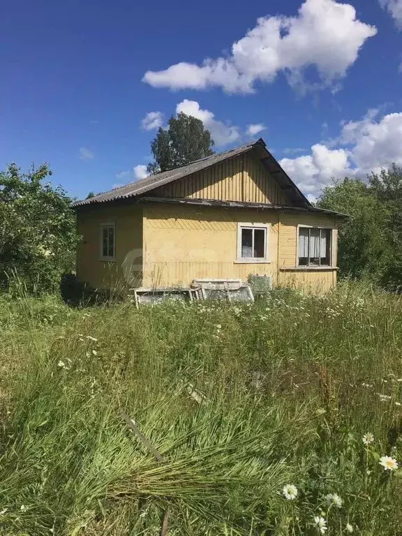 Дом в Ленинградская область, Лужское городское поселение, Ветеран-2 ... - Фото 1