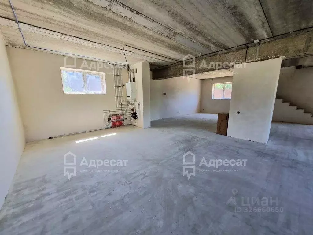 Дом в Волгоградская область, Волгоград Черноморская ул. (228 м) - Фото 2