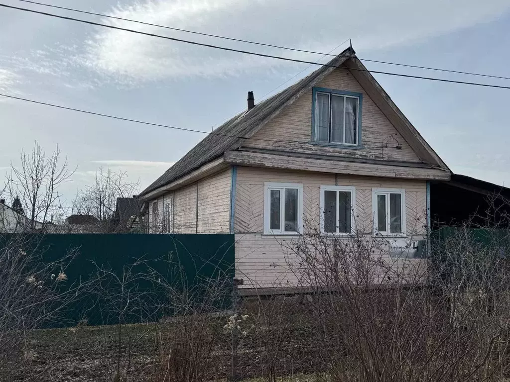 Дом в Ленинградская область, Тихвин Новосельская ул., 4 (38 м) - Фото 1