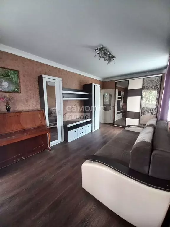 3-к. квартира, 61 м, 2/5 эт. - Фото 0