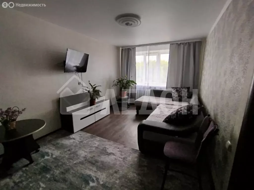 2-комнатная квартира: Омск, 2-я Казахстанская улица, 42 (41.1 м) - Фото 1