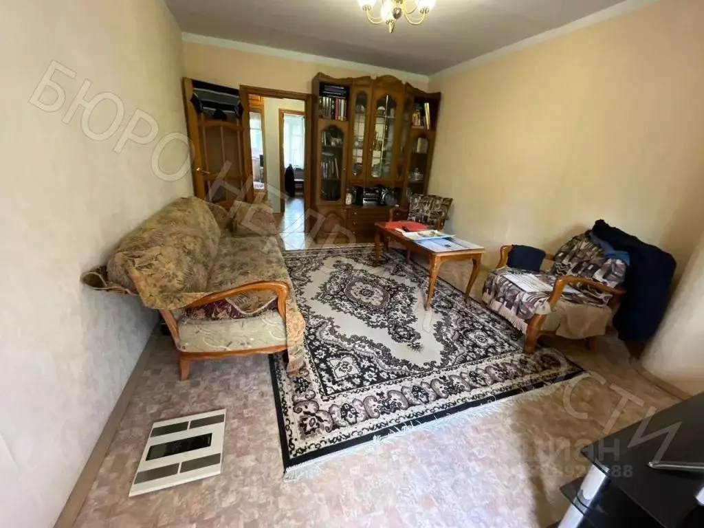 3-к кв. Саратовская область, Балашов ул. Орджоникидзе, 4 (60.0 м) - Фото 1