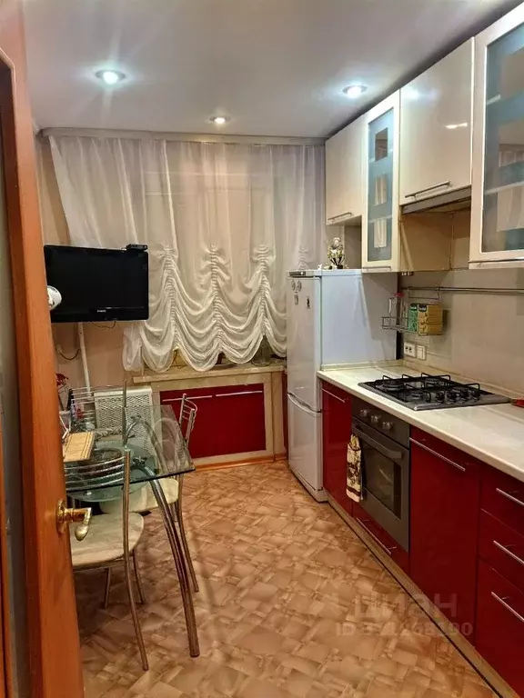 3-к кв. Новгородская область, Великий Новгород Московская ул., 7 (62.1 ... - Фото 1