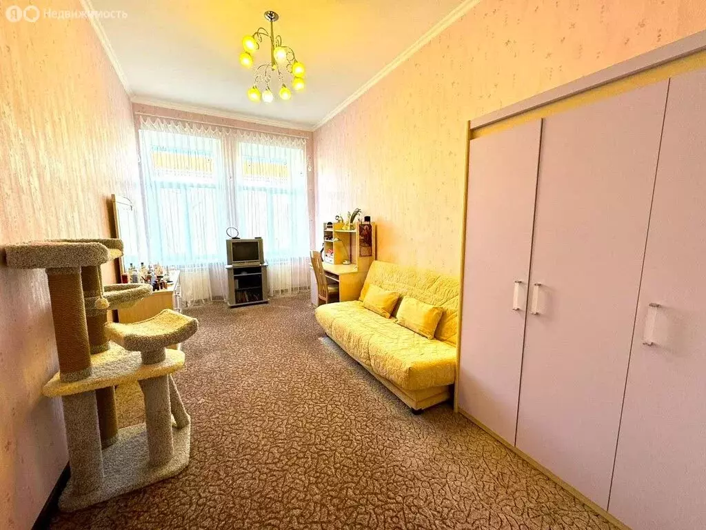 2-комнатная квартира: Симферополь, улица Пушкина, 4/7Г (58.6 м) - Фото 0
