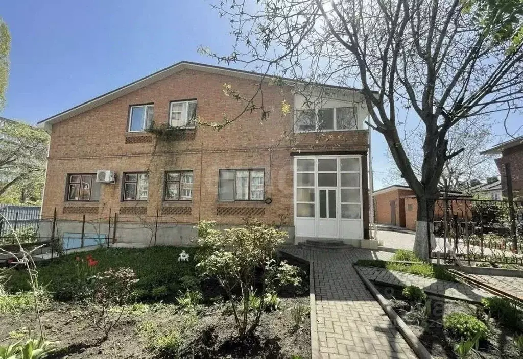 Дом в Ростовская область, Аксай ул. Платова (174 м) - Фото 1