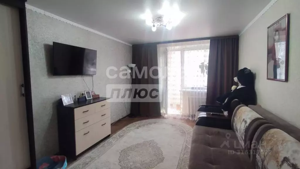 2-к кв. Белгородская область, Старый Оскол ул. Хмелева, 32 (43.1 м) - Фото 0