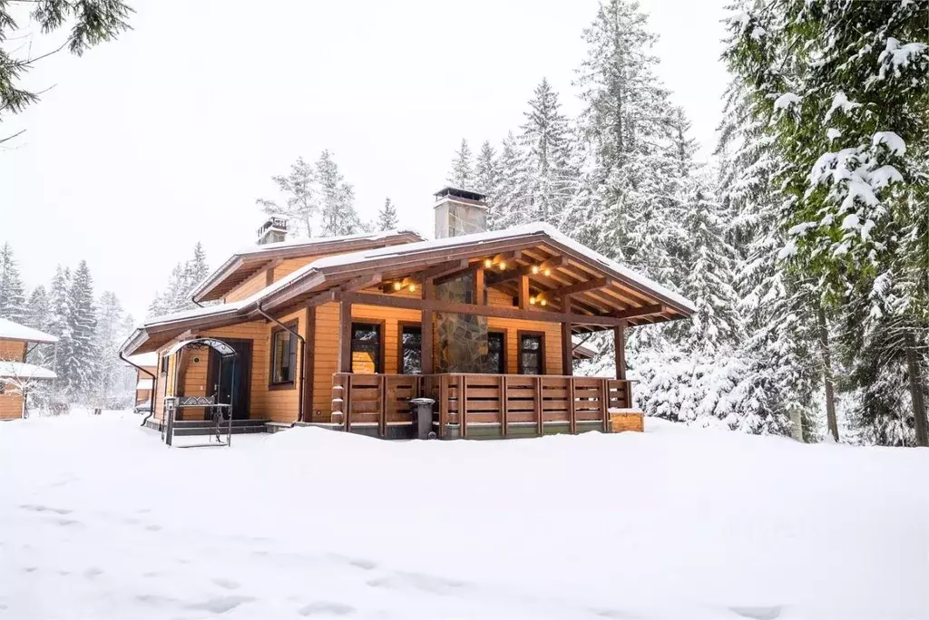 Дом в Ленинградская область, Всеволожский район, Бугровское городское ... - Фото 1