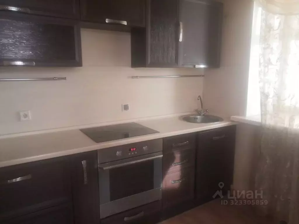 2-к кв. Белгородская область, Старый Оскол Дубрава мкр, 3 кв-л, 1 ... - Фото 2