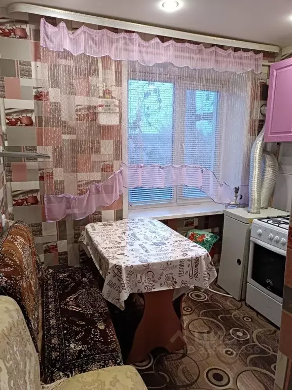 3-к кв. Пензенская область, Беково рп ул. Первомайская, 52 (50.8 м) - Фото 0
