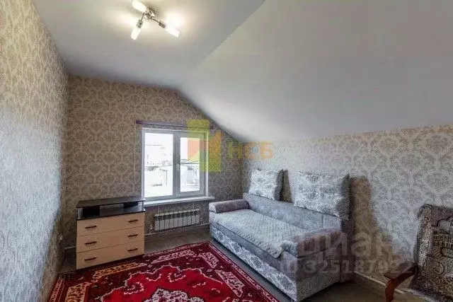 Комната Омская область, Омск ул. 5-я Восточная, 40 (10.5 м) - Фото 1