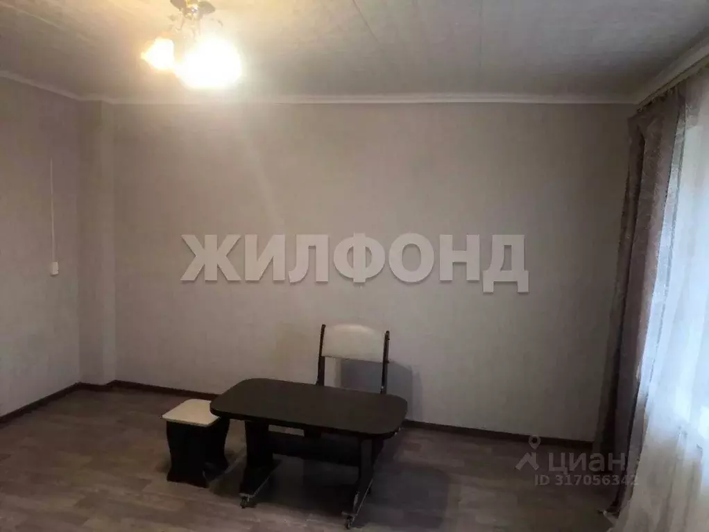 2-к кв. Брянская область, Карачев ул. Карла Либкнехта, 2Б (37.1 м) - Фото 1