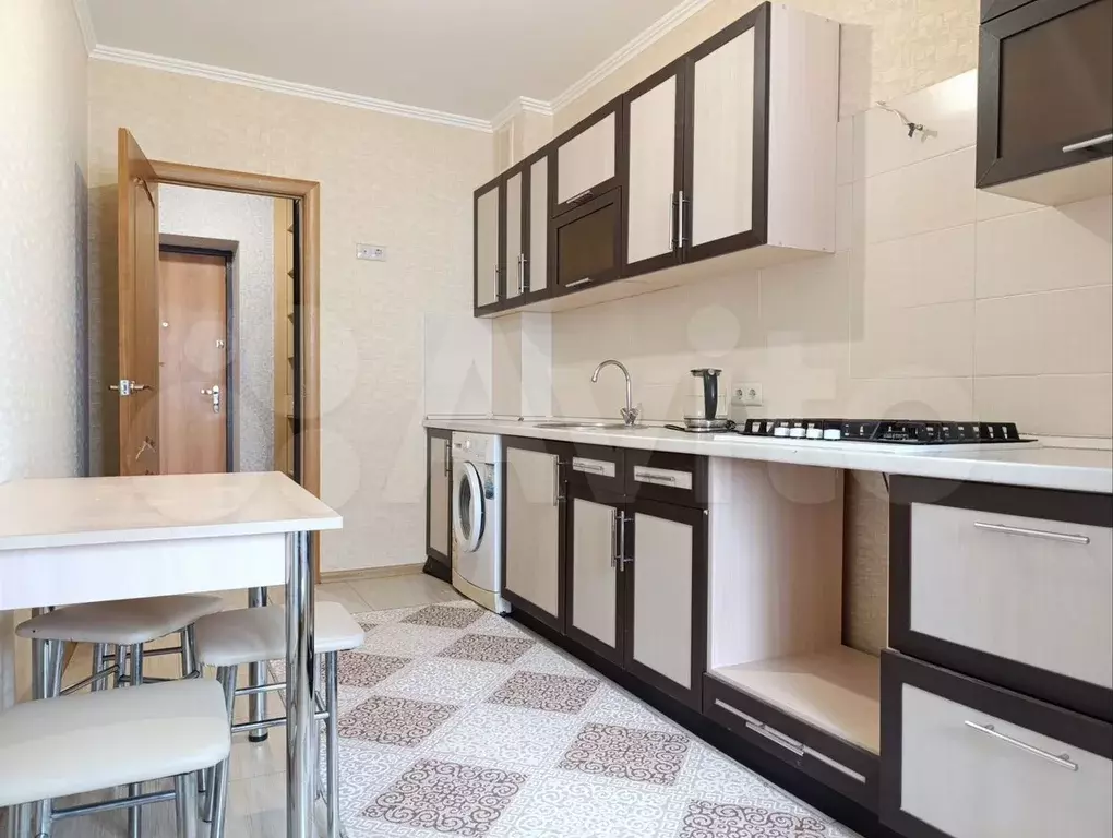 1-к. квартира, 40 м, 8/10 эт. - Фото 0