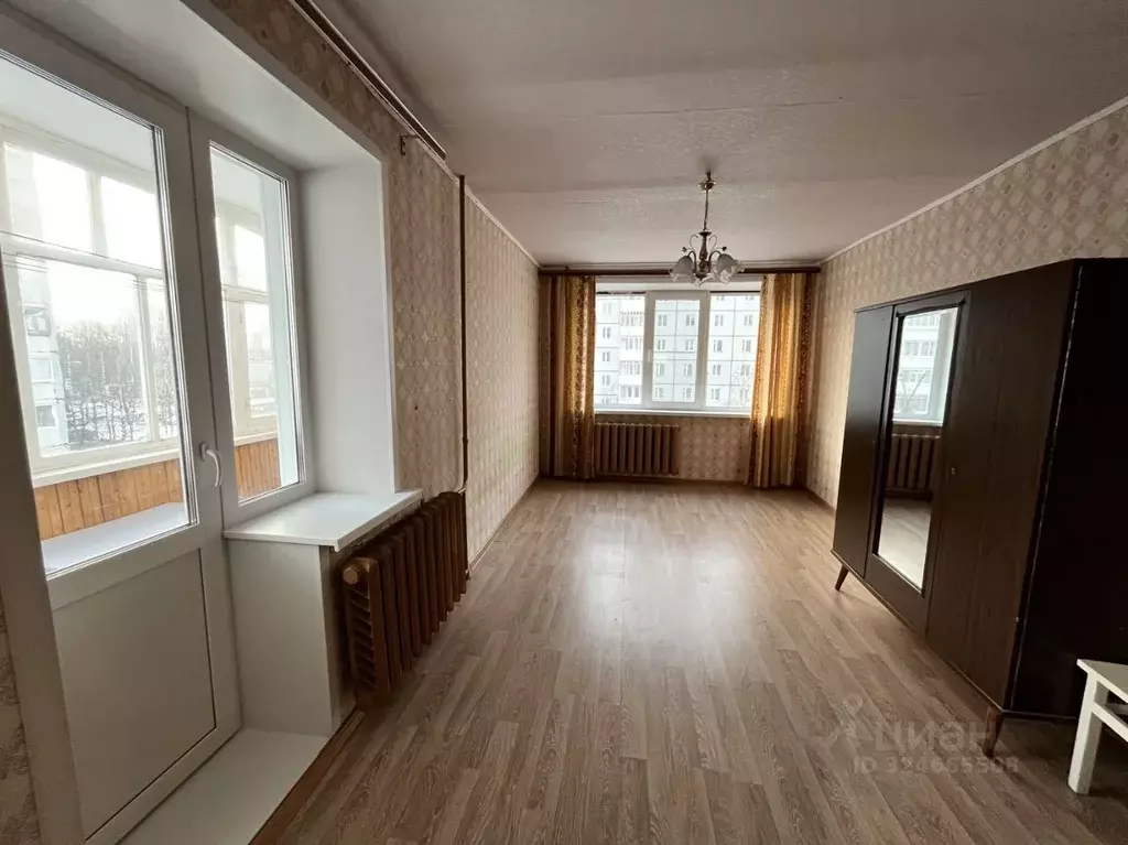 1-к кв. Коми, Сыктывкар просп. Бумажников, 32 (34.1 м) - Фото 0