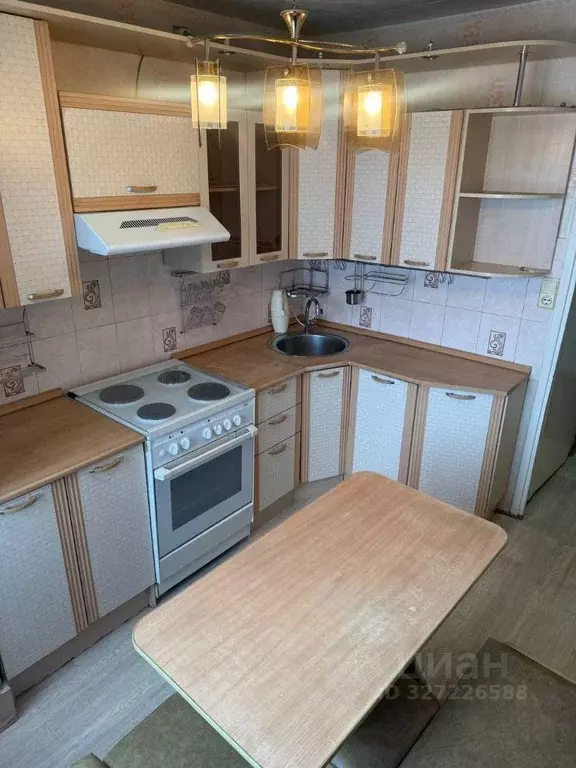 3-к кв. Челябинская область, Челябинск Пограничная ул., 19 (66.0 м) - Фото 1