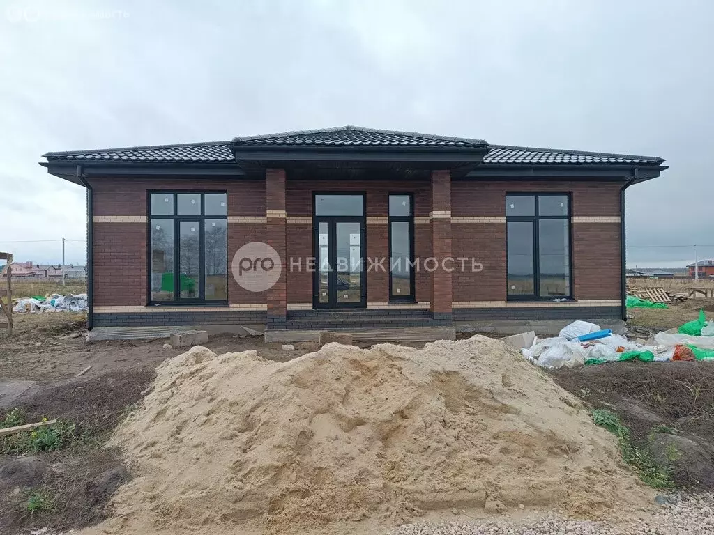 Дом в Рязанский муниципальный округ, деревня Рожок (106.64 м) - Фото 2