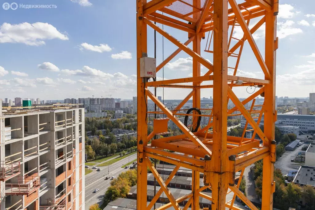 2-комнатная квартира: Екатеринбург, Черкасская улица, 5к1 (47.96 м) - Фото 1