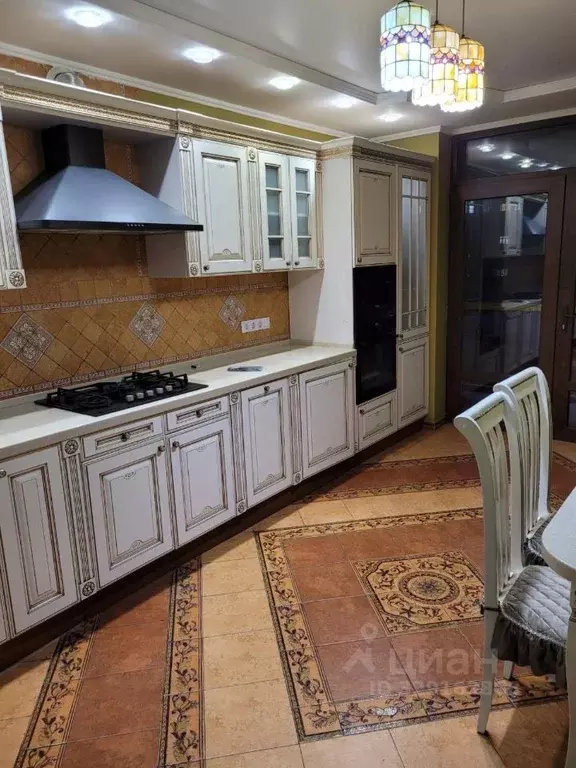 3-к кв. Северная Осетия, Владикавказ просп. Доватора, 87 (130.0 м) - Фото 1