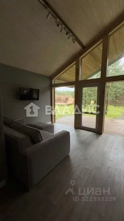 Дом в Челябинская область, Чебаркульский муниципальный округ М-5 Урал, ... - Фото 1