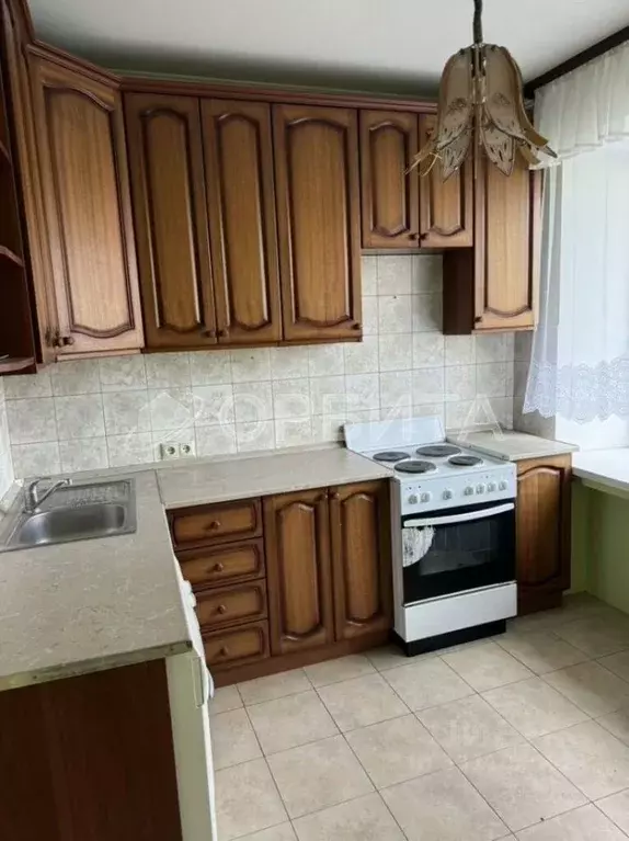 3-к кв. Тюменская область, Тюмень ул. Седова, 17 (80.4 м) - Фото 1