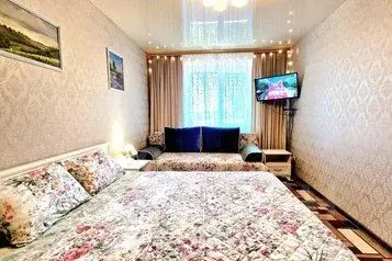 2-к кв. Нижегородская область, с. Дивеево ул. Строителей, 1А (60.0 м) - Фото 0