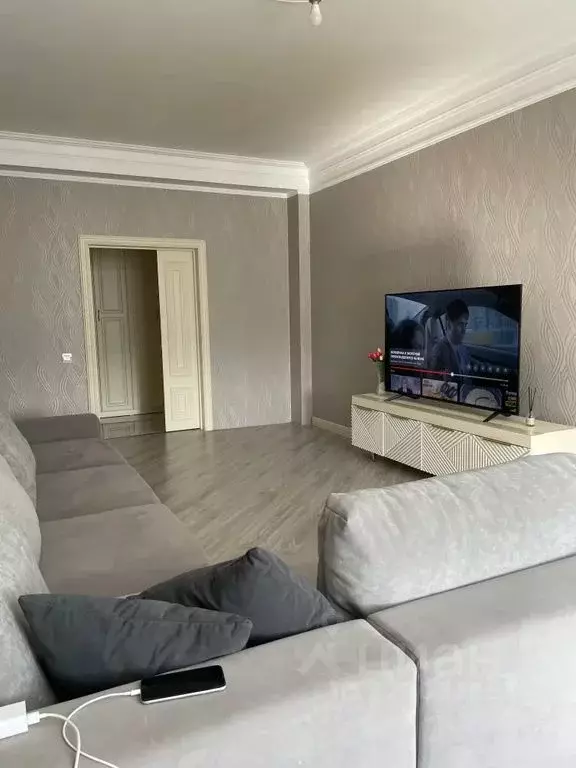 2-к кв. Дагестан, Избербаш ул. Азизова, 6 (107.0 м) - Фото 1